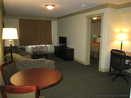 Chateau Nova Hotel Fort Mcmurray Camera foto