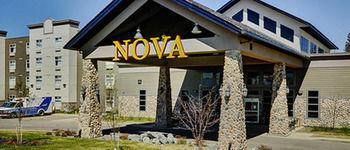 Chateau Nova Hotel Fort Mcmurray Esterno foto